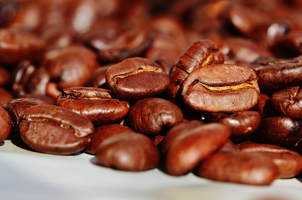 How to roast coffee at home